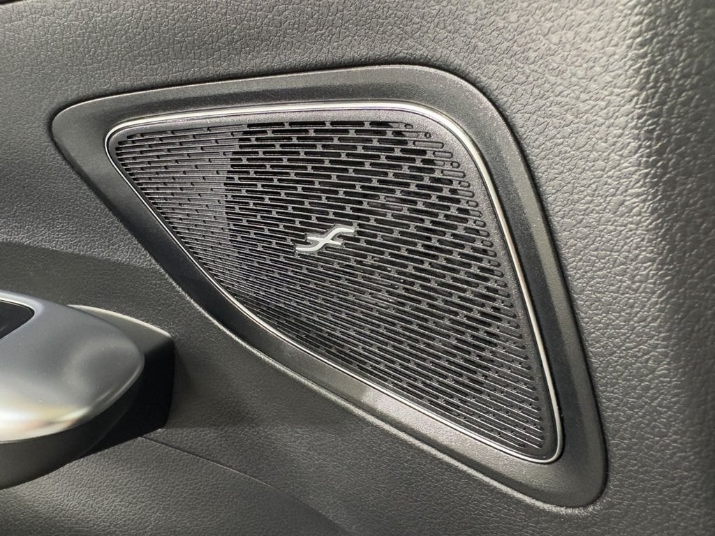 2025 MERCEDES-BENZ C-CLASS - Image 8