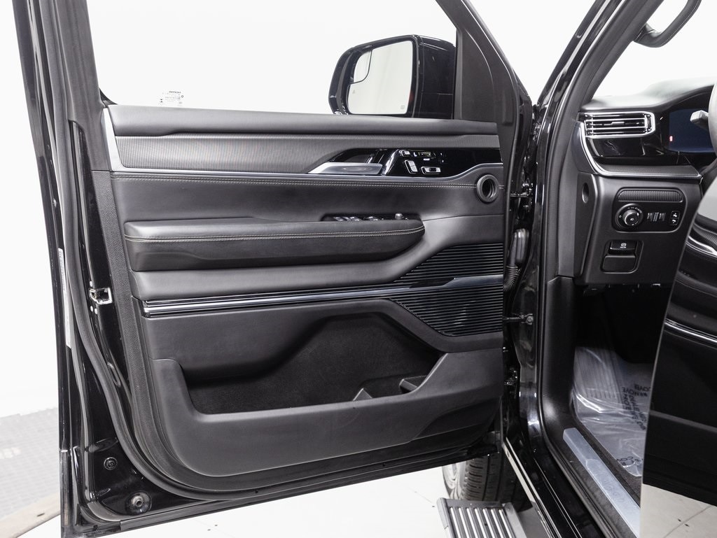 2023 JEEP GRAND WAGONEER - Image 5