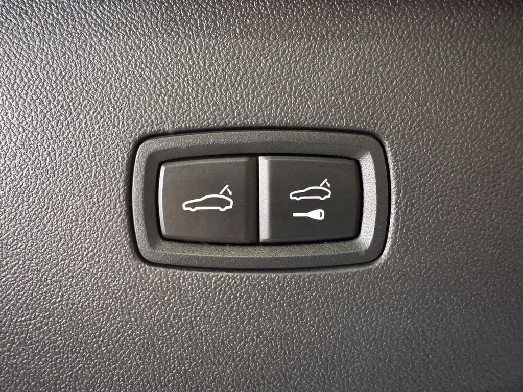 2023 PORSCHE CAYENNE - Image 30