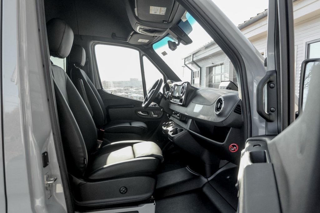 2025 MERCEDES-BENZ SPRINTER - Image 22