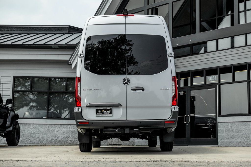 2025 MERCEDES-BENZ SPRINTER - Image 8
