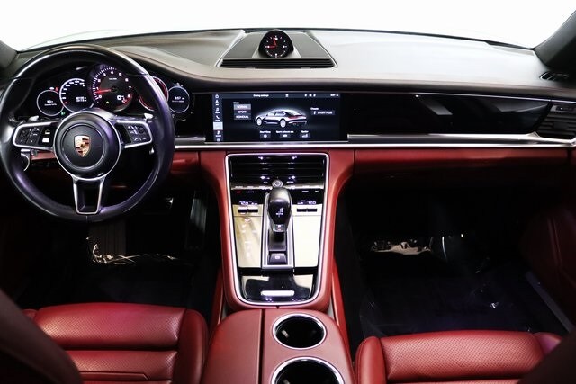 2018 PORSCHE PANAMERA - Image 24