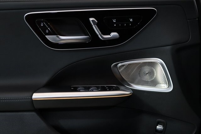 2025 MERCEDES-BENZ C-CLASS - Image 3