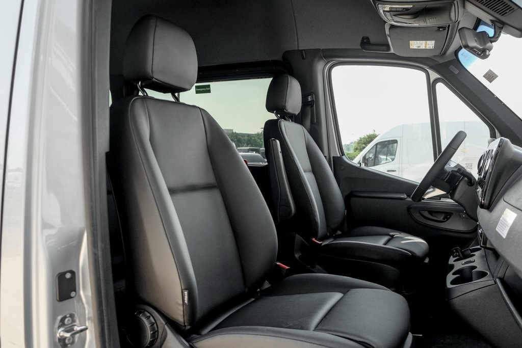 2025 MERCEDES-BENZ SPRINTER - Image 26