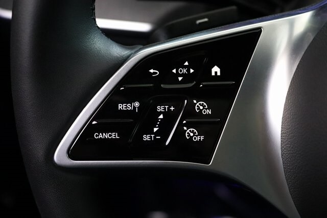 2025 Mercedes Benz C 300 4MATIC photo 4