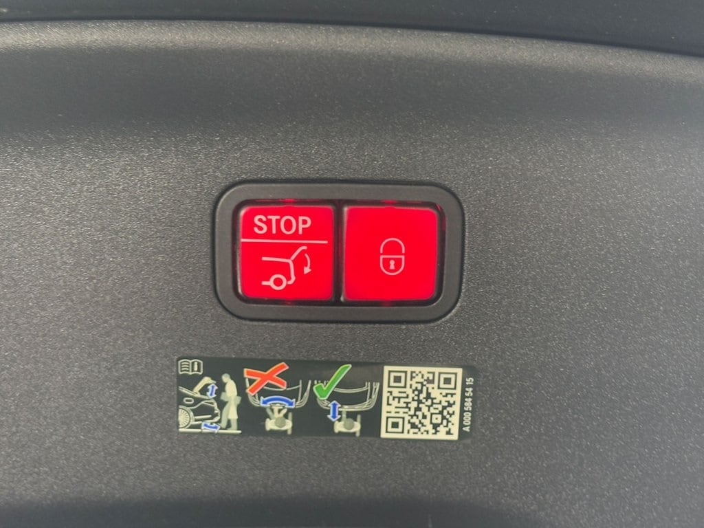 2022 MERCEDES-BENZ AMG GT - Image 32