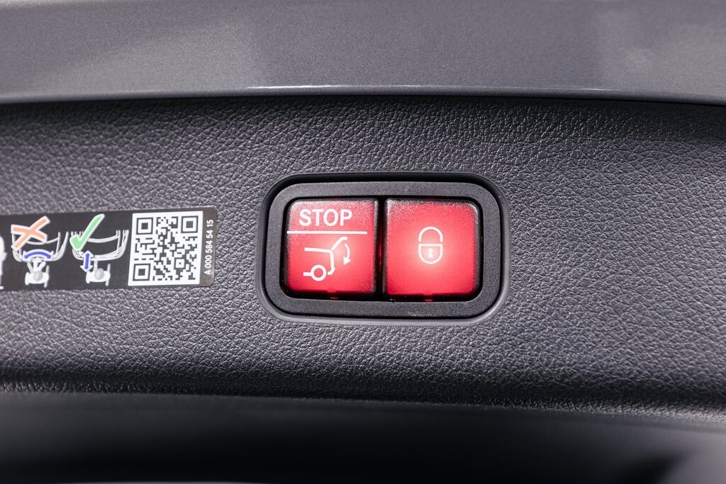 2025 MERCEDES-BENZ GLC-CLASS - Image 33