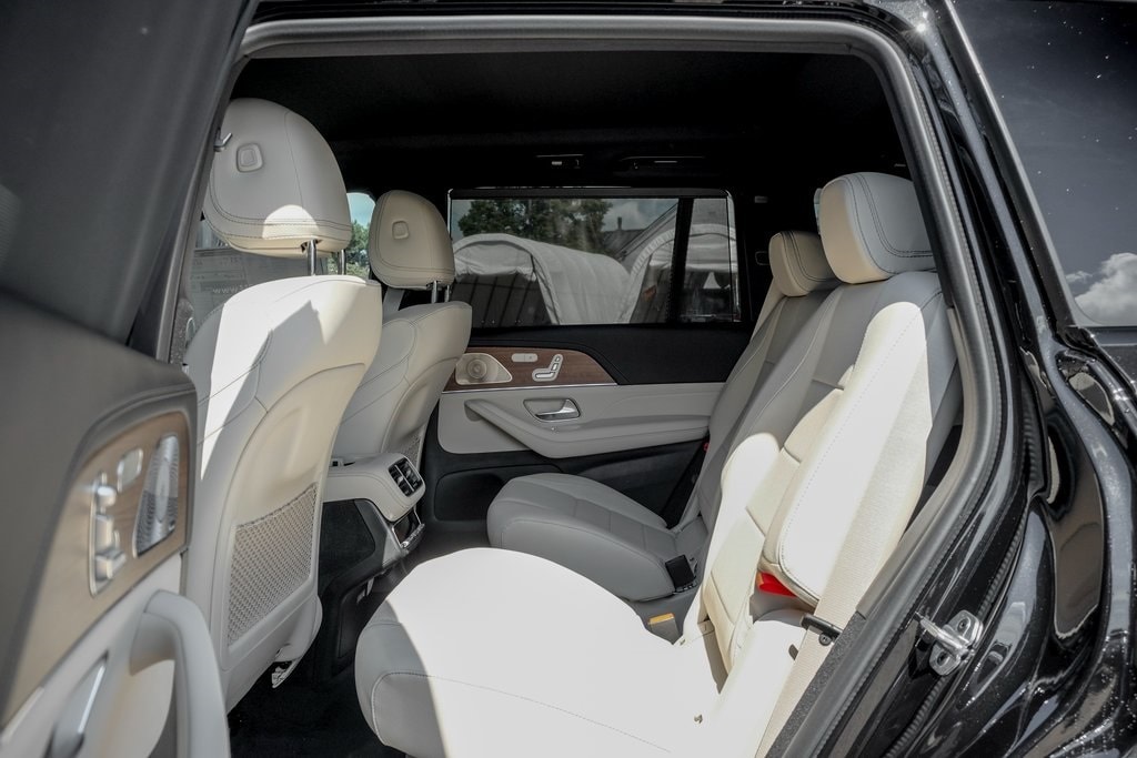 2026 MERCEDES-BENZ GLS-CLASS - Image 18