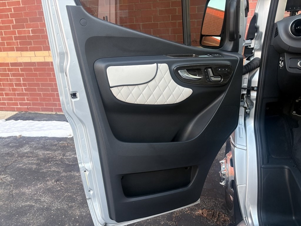 2024 MERCEDES-BENZ SPRINTER - Image 5