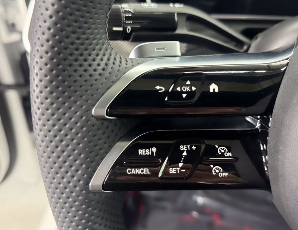 2025 MERCEDES-BENZ C-CLASS - Image 11