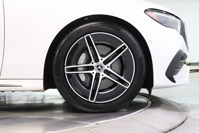 2025 MERCEDES-BENZ E-CLASS - Image 17