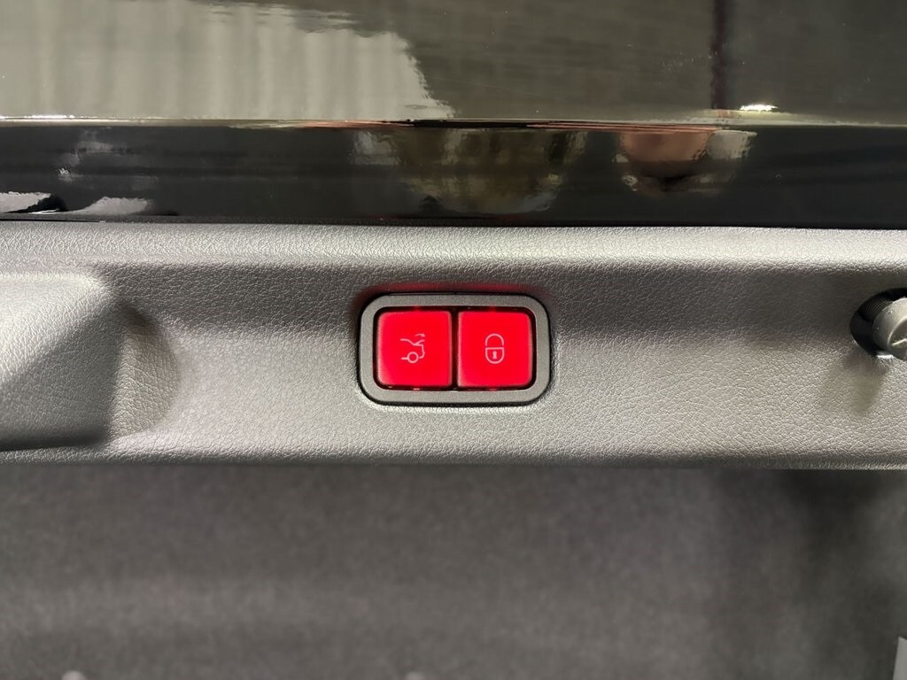 2023 MERCEDES-BENZ EQE-CLASS SEDAN - Image 35