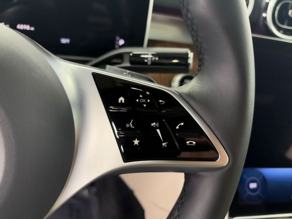 2025 MERCEDES-BENZ C-CLASS - Image 13