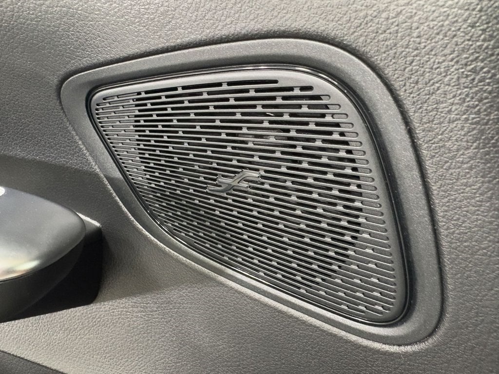 2025 MERCEDES-BENZ GLC-CLASS - Image 8