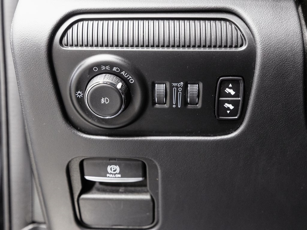 2023 JEEP GRAND WAGONEER - Image 9