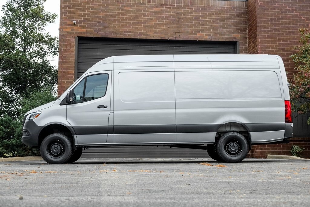 New 2025 Mercedes-Benz Sprinter 2500 High Roof 4-Cyl Diesel HO Van Cargo Van