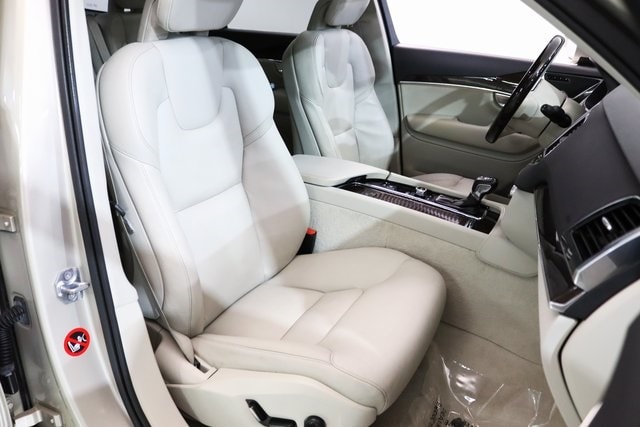 2016 VOLVO XC90 - Image 16