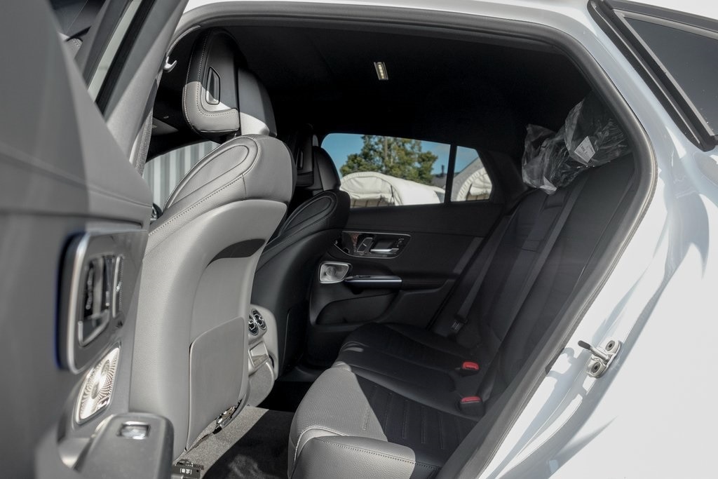 2026 MERCEDES-BENZ GLC-CLASS - Image 17