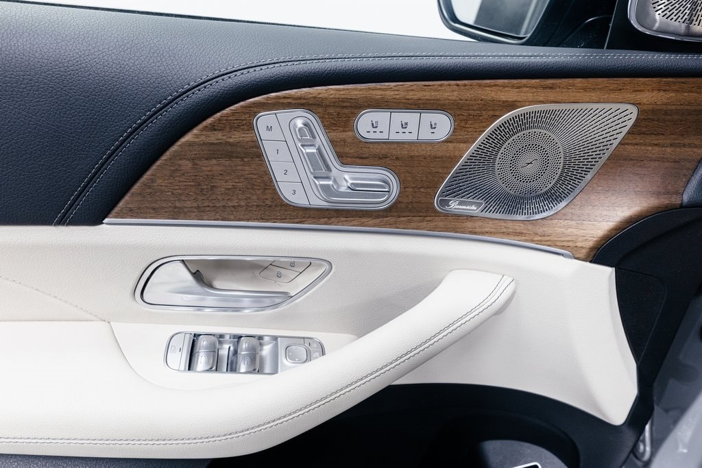 2025 MERCEDES-BENZ GLS-CLASS - Image 6