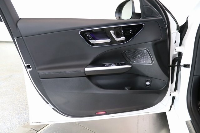 2025 MERCEDES-BENZ C-CLASS - Image 18