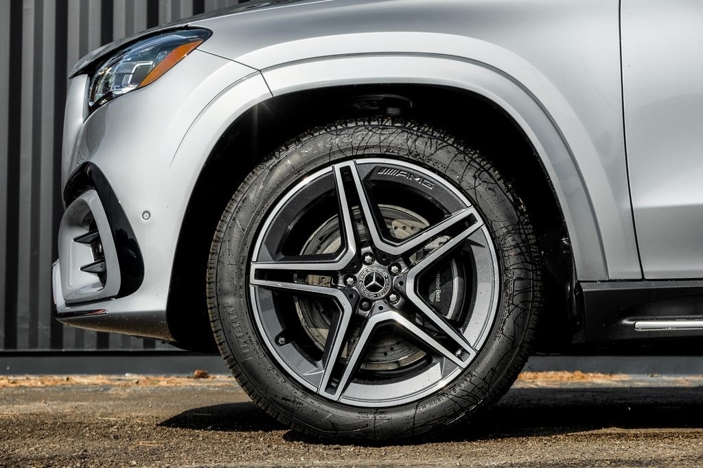 2026 MERCEDES-BENZ GLS-CLASS - Image 4