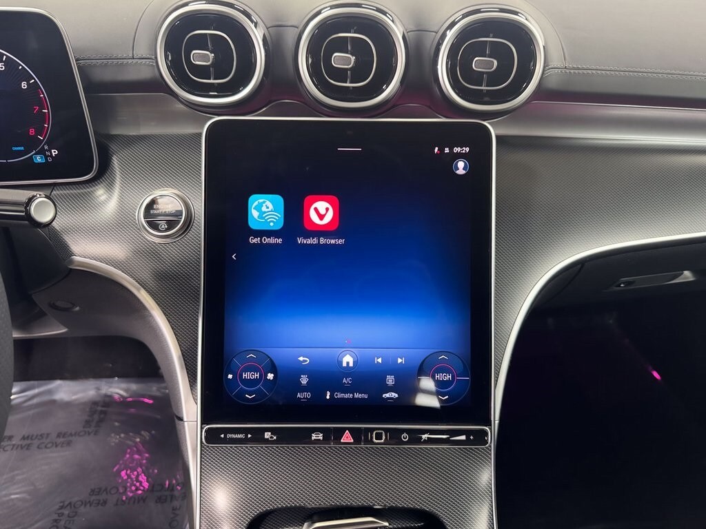 2025 MERCEDES-BENZ C-CLASS - Image 18