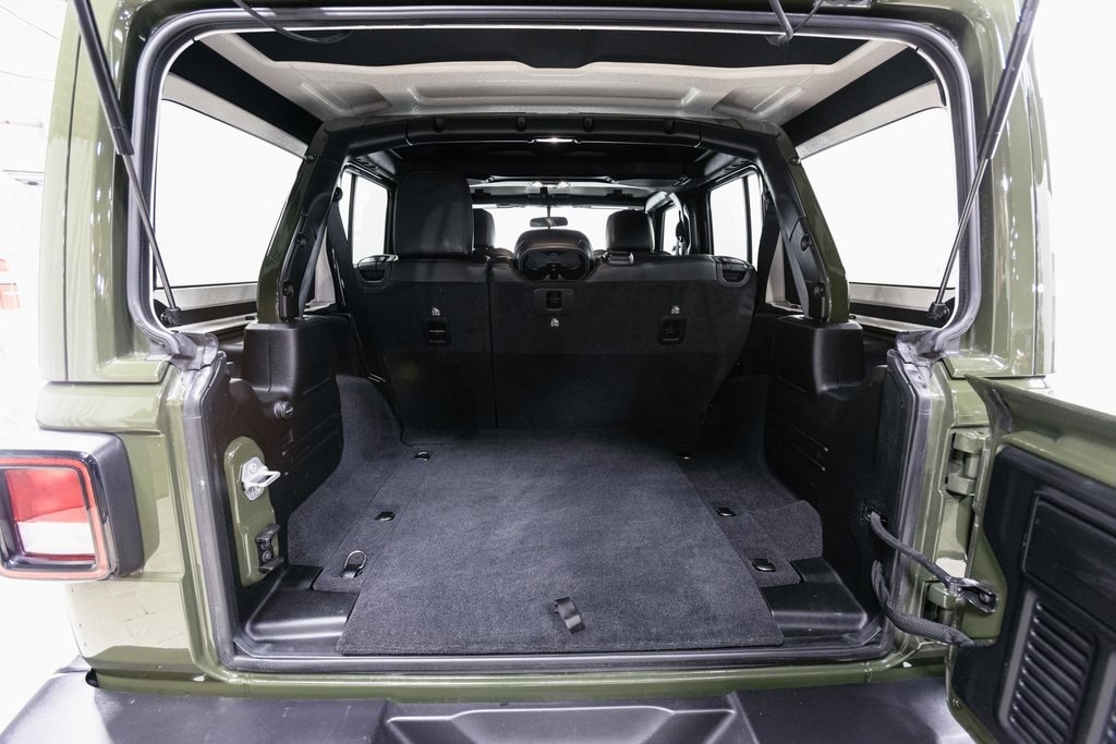 2021 JEEP WRANGLER - Image 22