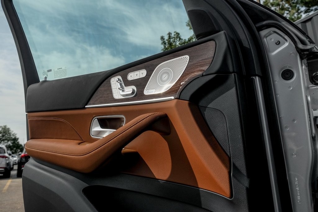 2026 MERCEDES-BENZ GLS-CLASS - Image 11