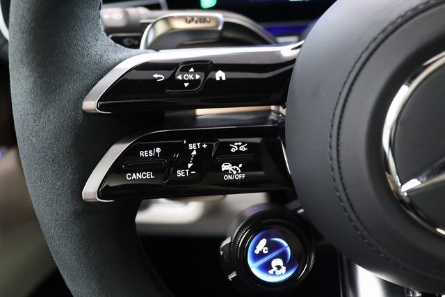 2025 Mercedes Benz GLE 63 S photo 4