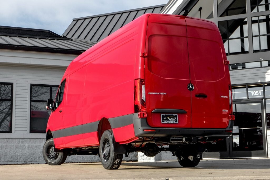 2025 MERCEDES-BENZ SPRINTER - Image 2