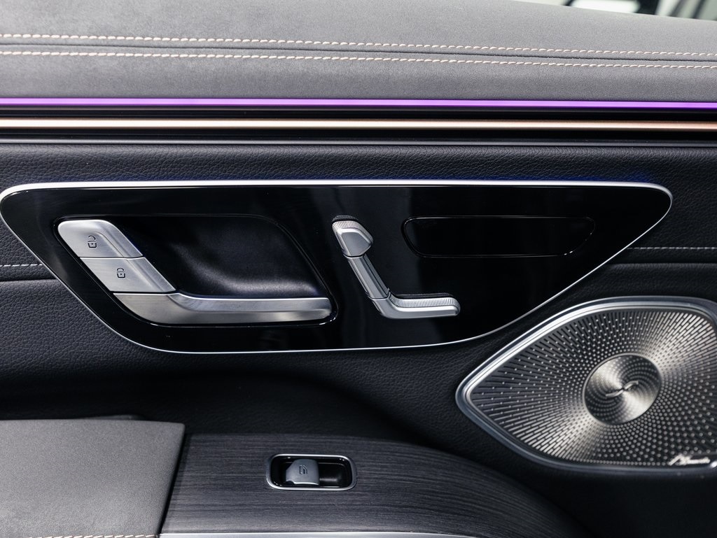 2023 MERCEDES-BENZ EQS-CLASS SUV - Image 30