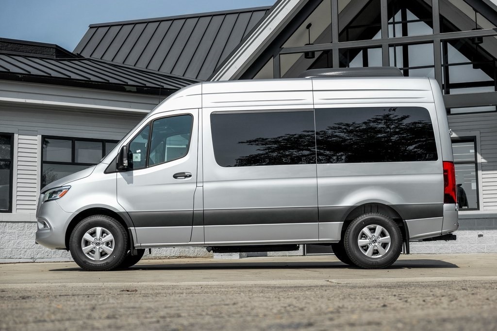 2025 MERCEDES-BENZ SPRINTER - Image 3