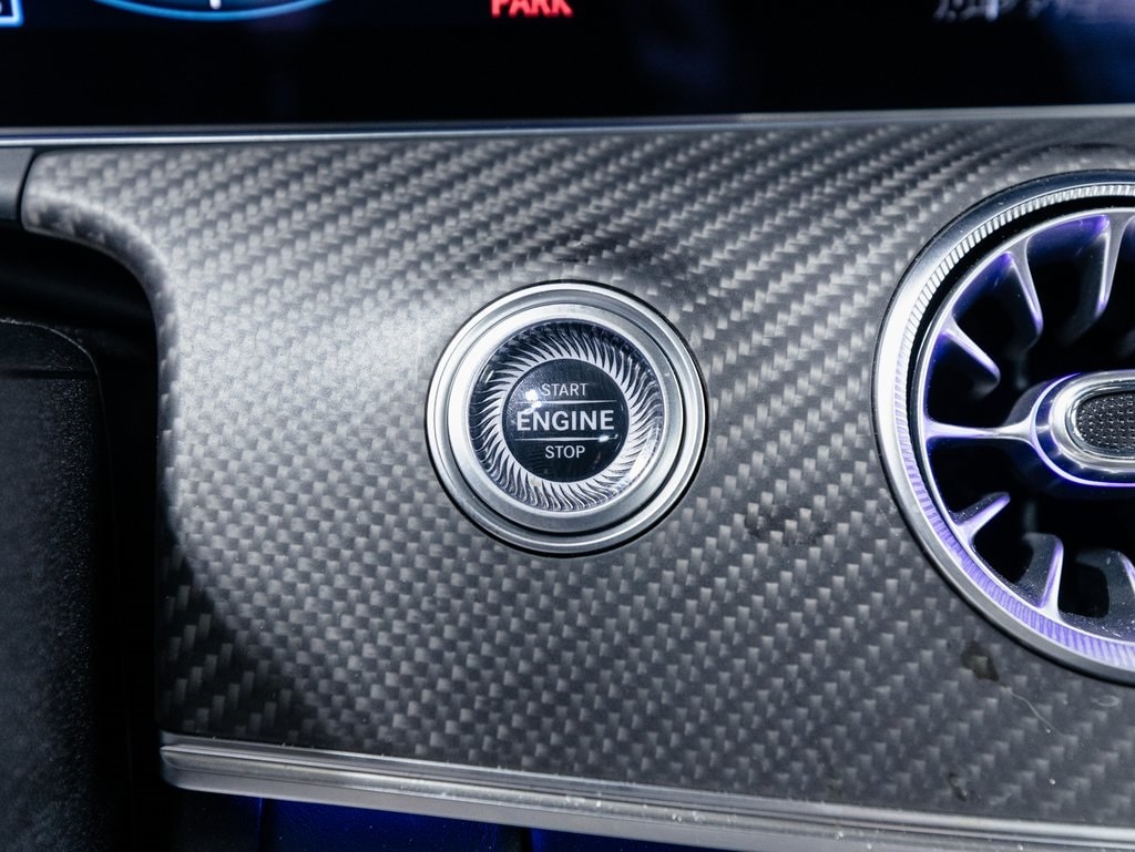 2022 MERCEDES-BENZ AMG GT - Image 17