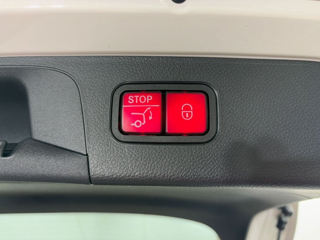 2022 MERCEDES-BENZ GLC-CLASS - Image 29