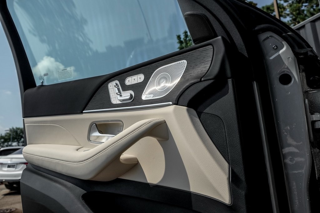 2026 MERCEDES-BENZ GLE-CLASS - Image 12