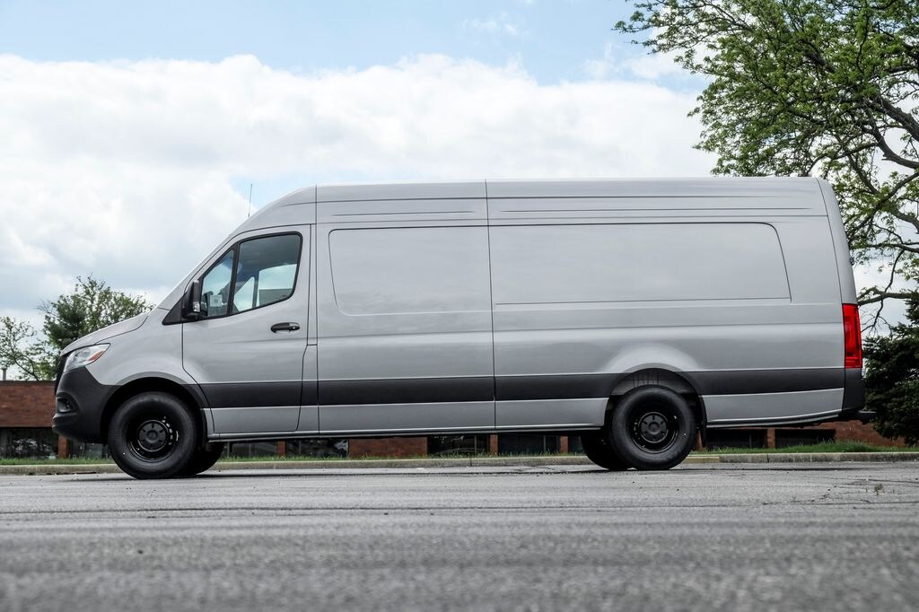 New 2026 Mercedes-Benz Sprinter 2500 High Roof 4-Cyl Diesel HO Van Extended Cargo Van
