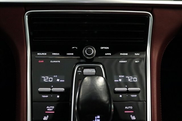 2018 PORSCHE PANAMERA - Image 27