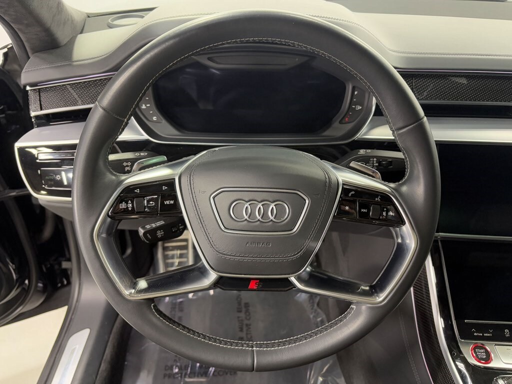 2021 AUDI S8 - Image 12