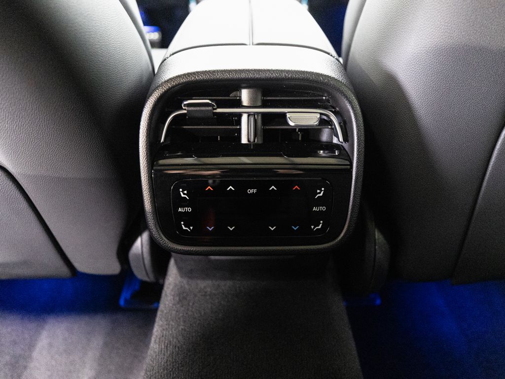 2025 MERCEDES-BENZ E-CLASS - Image 28