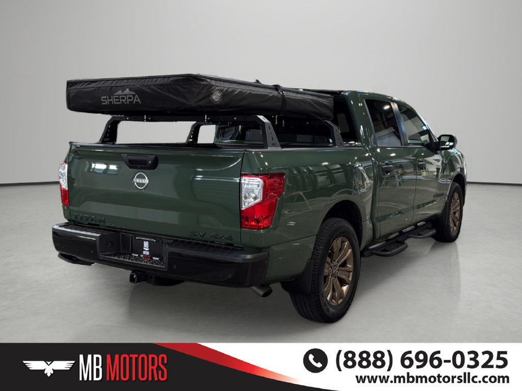 Used 2024 Nissan Titan SV Truck Crew Cab