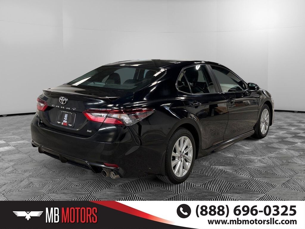 Used 2024 Toyota Camry SE Sedan