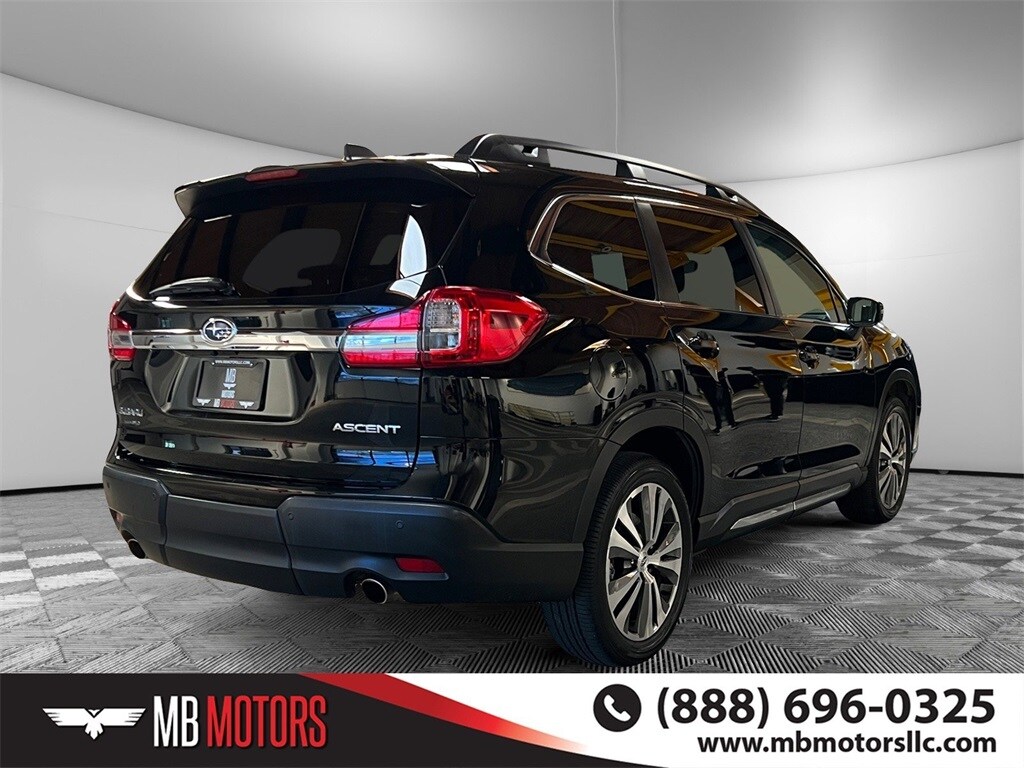 2022 Subaru Ascent Limited photo 3