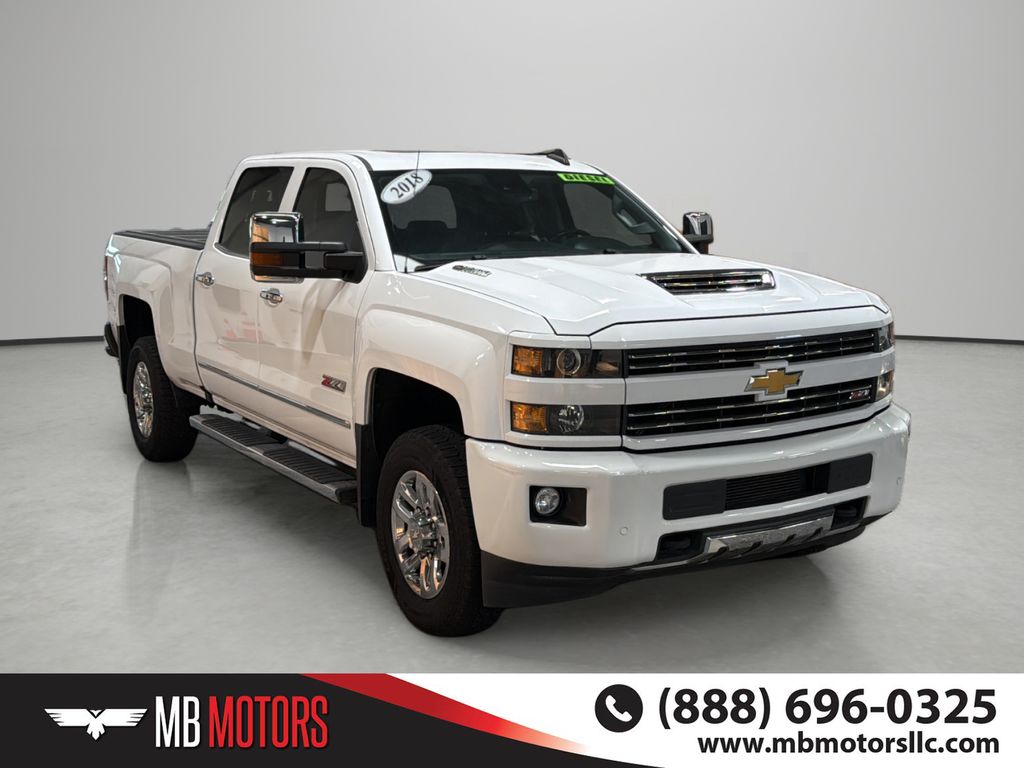 2018 Chevrolet Silverado 3500HD LTZ - Photo 6