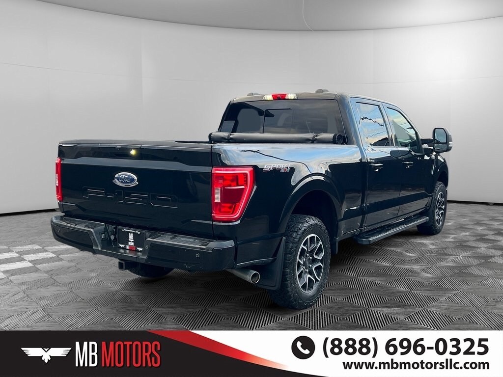 2021 Ford F-150 XLT photo 2