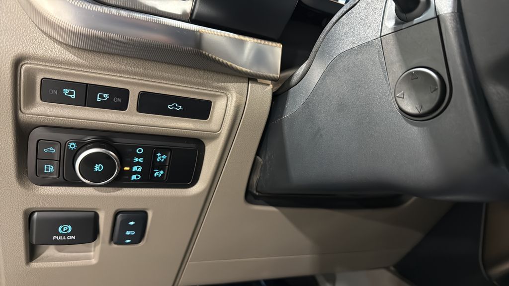 2024 Ford F-150 Platinum - Photo 37