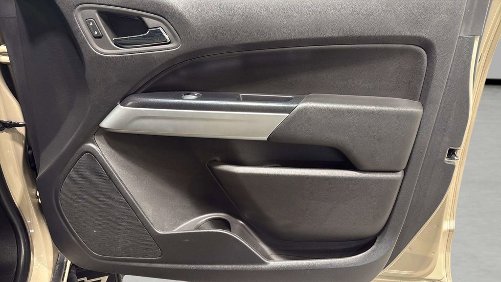 2022 Chevrolet Colorado ZR2 - Photo 10