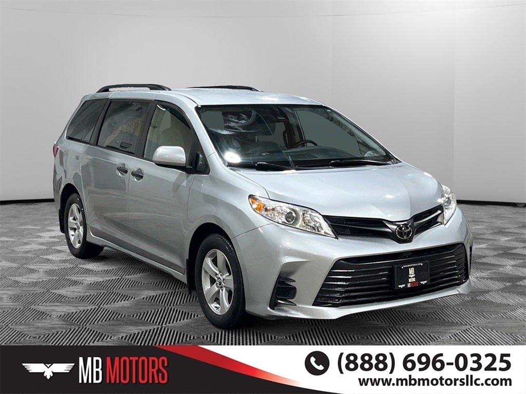 2020 Toyota Sienna Base