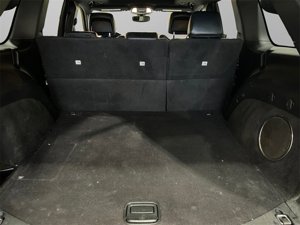 2020 Jeep Grand Cherokee Altitude photo 3