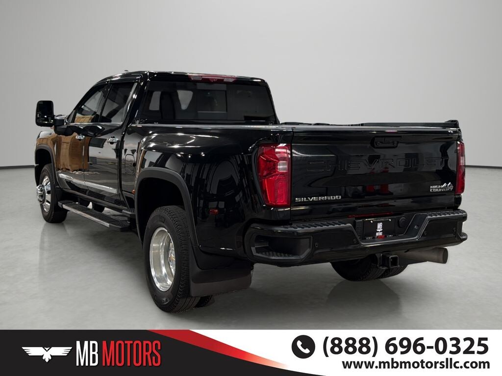 Used 2024 Chevrolet Silverado 3500 HD High Country Truck Crew Cab