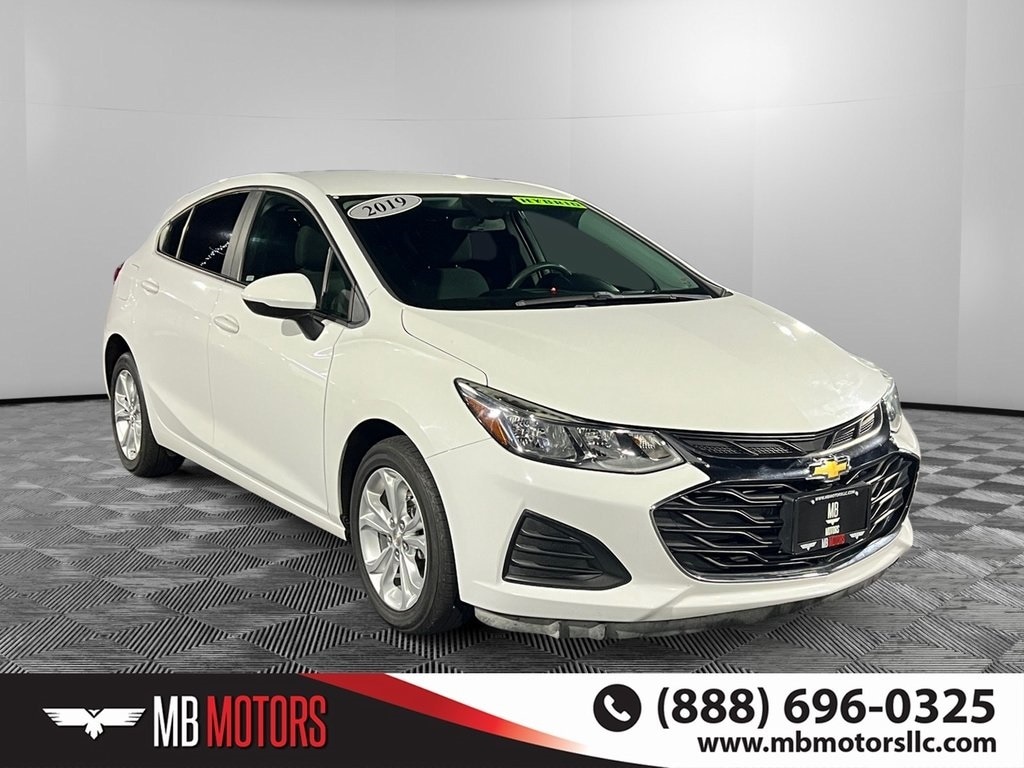 Used 2019 Chevrolet Cruze LS Hatchback